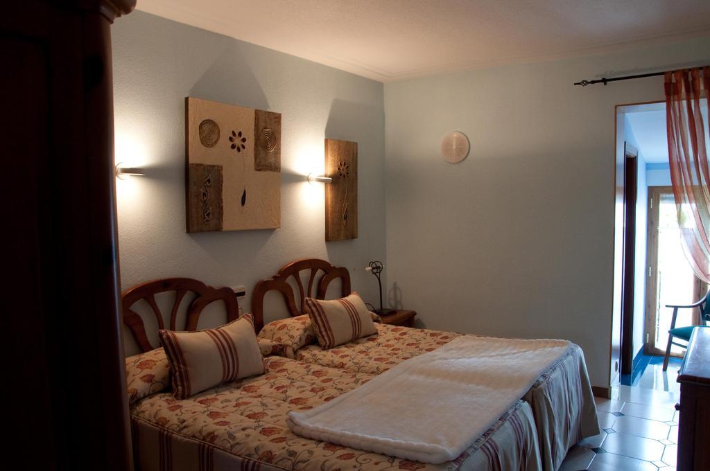 Hospederia Gemma Hotel La Lastrilla Room photo
